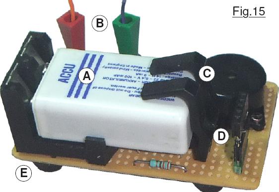 Kit dAssemblage Electronique de Lumière RVB Colorée avec Télécommande 3D Cube Kit dElectronique de Bricolage à LED pour Projet de Formation de Soudure Electronique Kit dElectronique LED